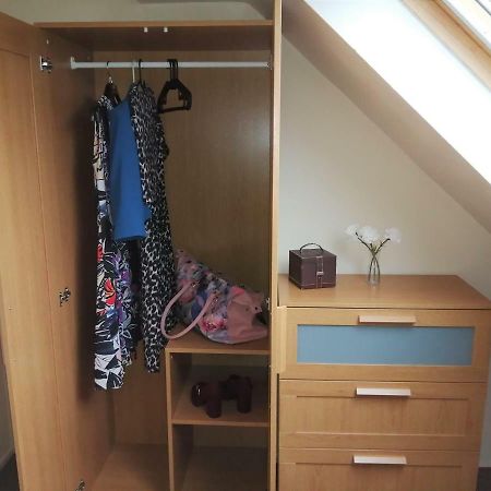 Villa Fearnhead House Warrington Esterno foto